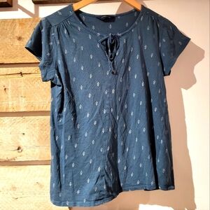 Denver Hayes Women's Blue Top with White Pattern